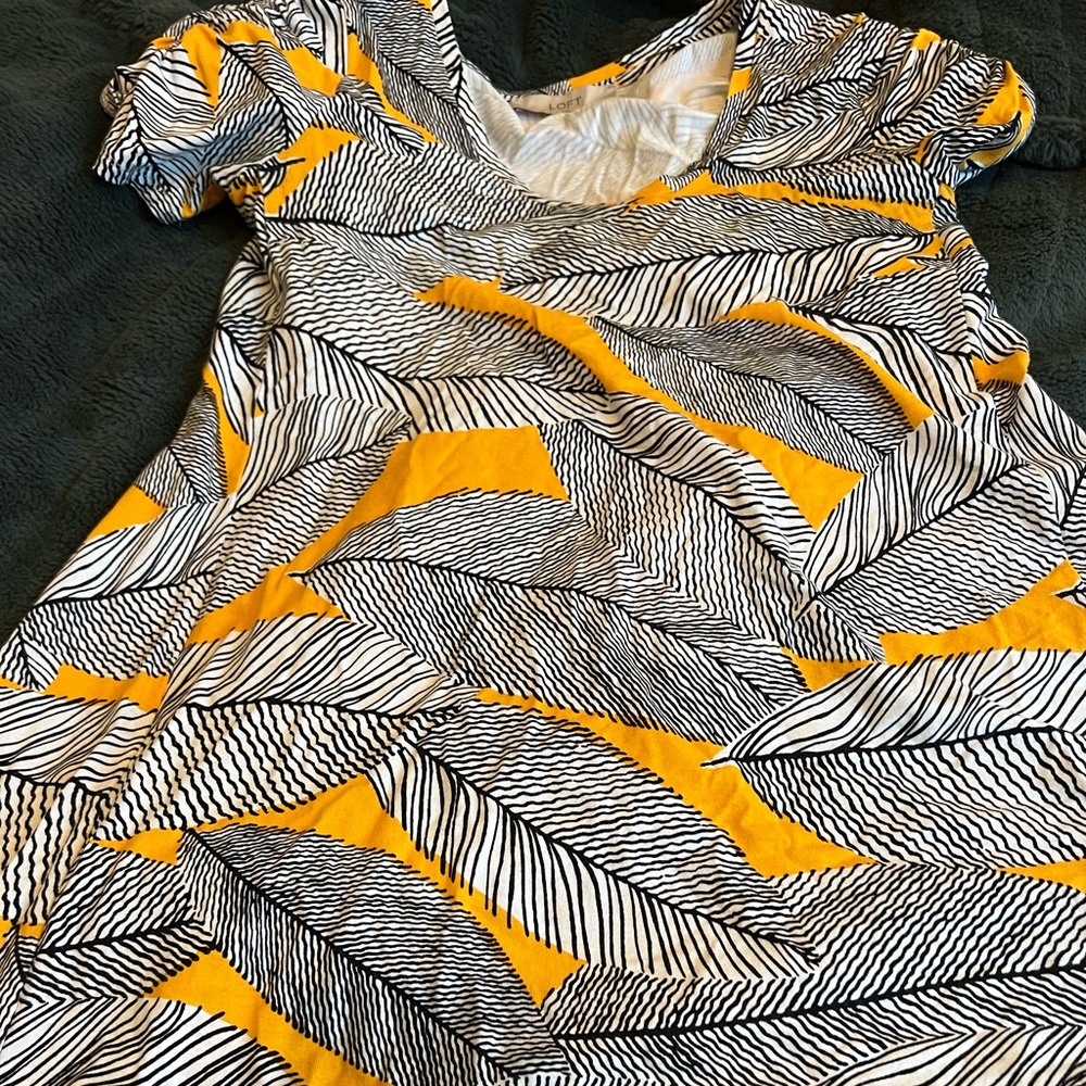 Loft dress with a fun print size ads